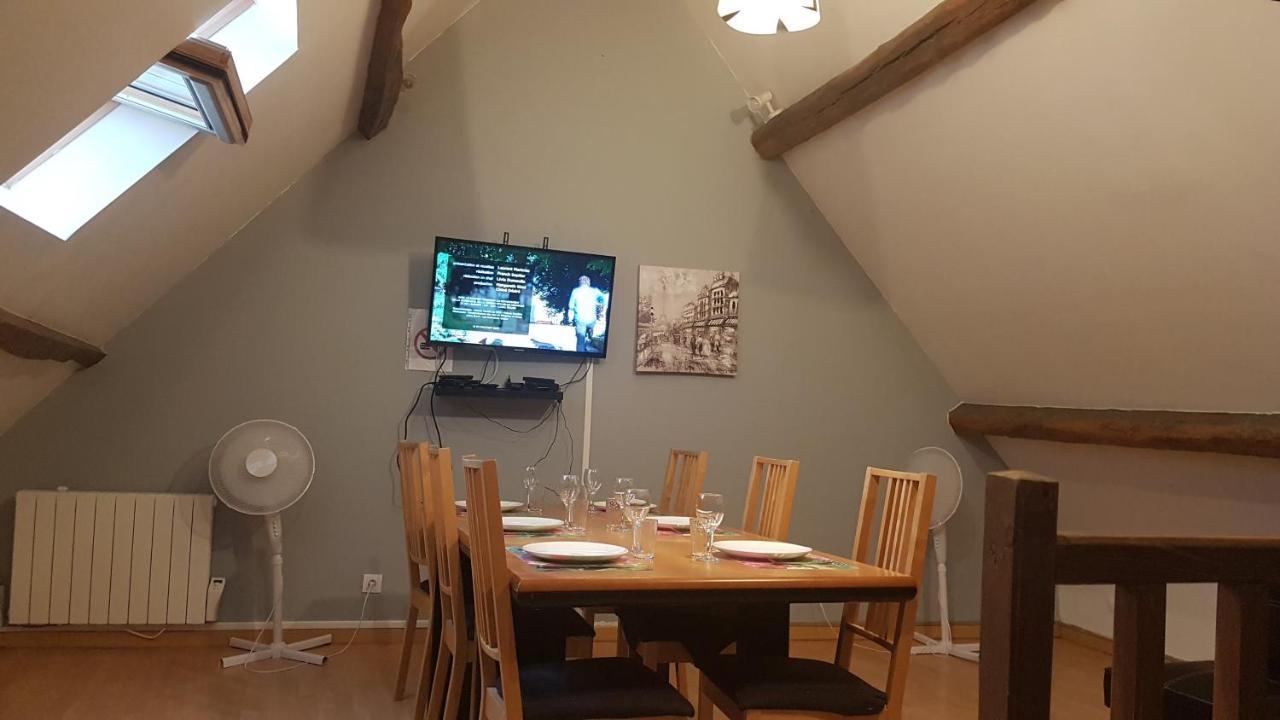 Appartement F4 Proche De Disneyland Paris ナンテュイユ・レ・モー エクステリア 写真